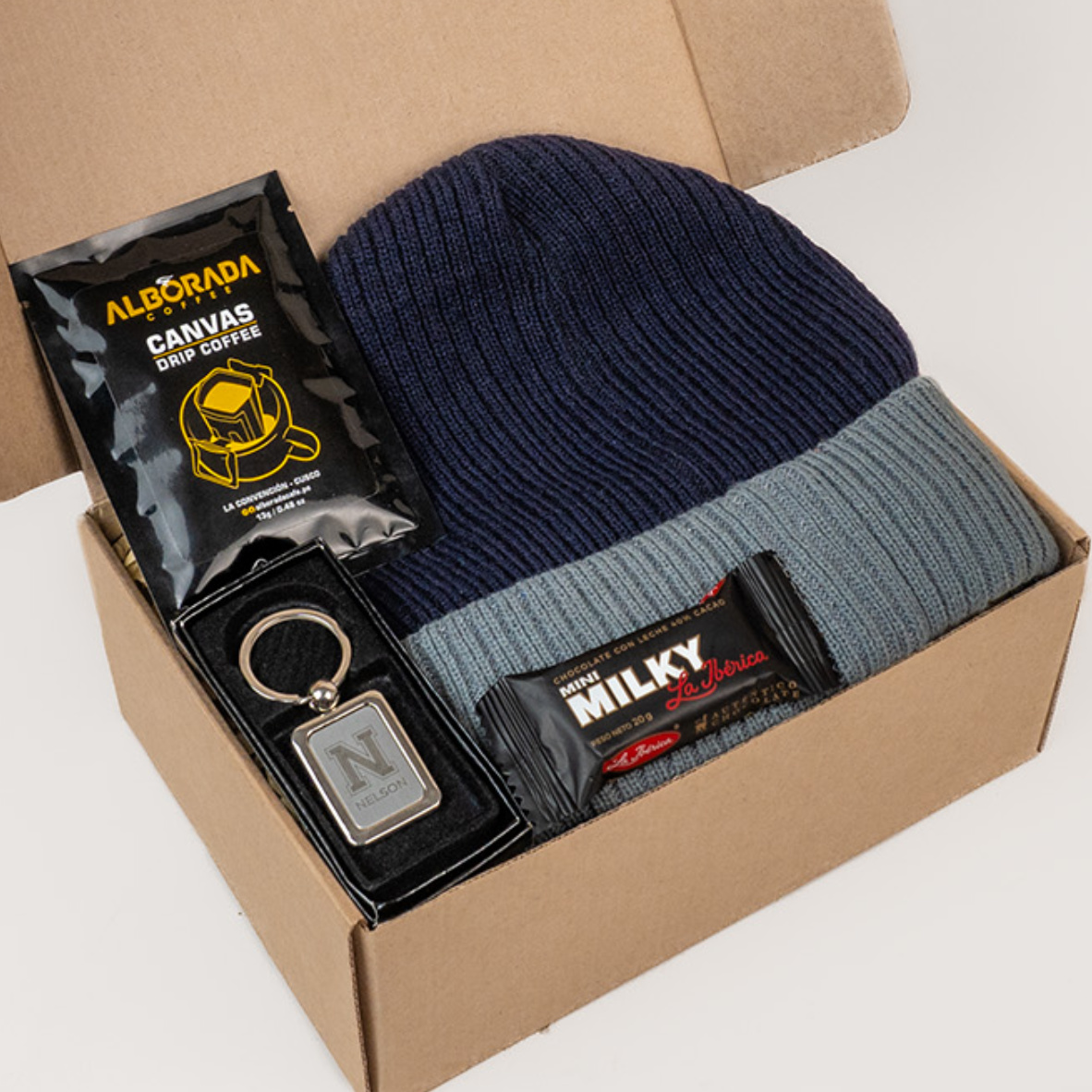 box detalle de invierno con gorrito abrigador