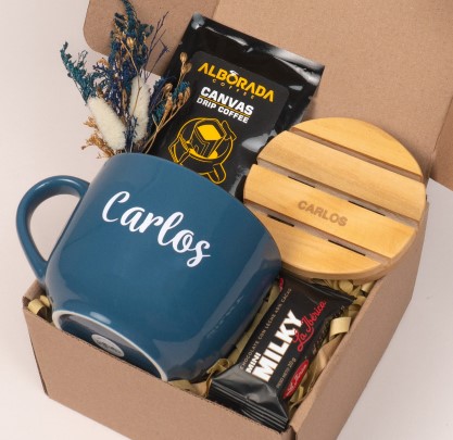 Box con taza personalizada para él