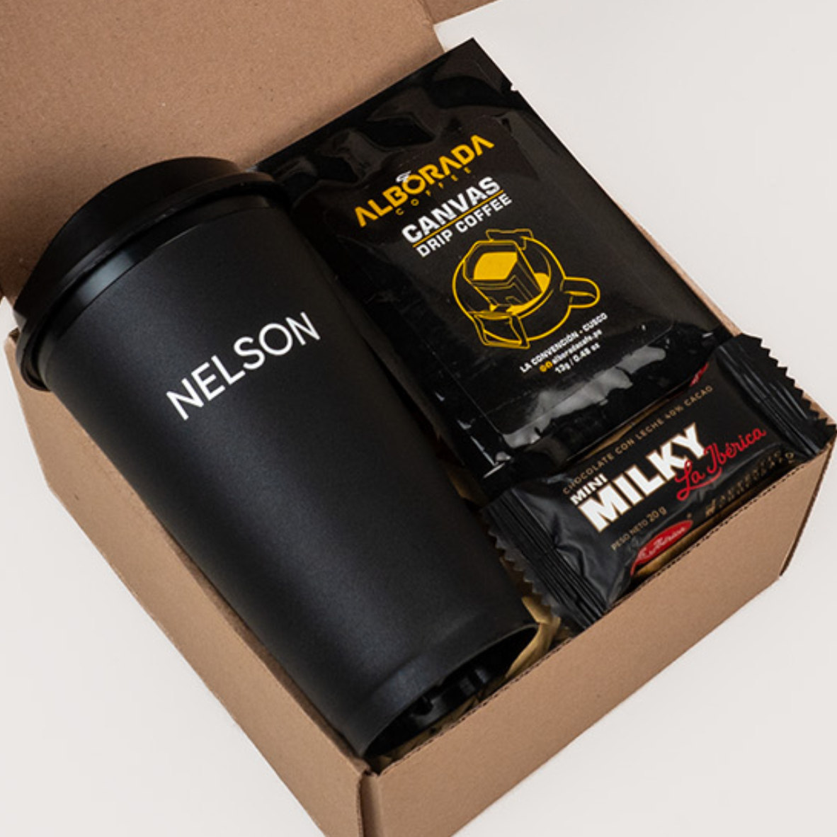 Box con vaso cafetero