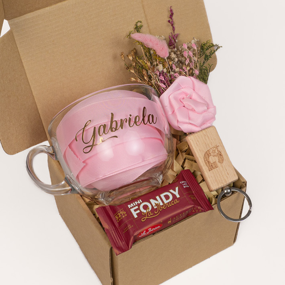 regalo para ella con taza y llavero grabado