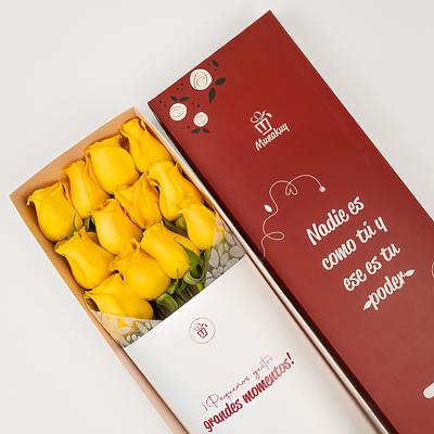 Caja de 12 rosas amarillas envíos a toda Lima y Callao
