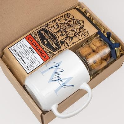 Box cafetero con taza