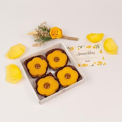 Alfajores flores amarillas