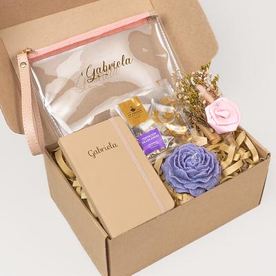 Regalo femenino para ella con neceser y cuaderno personalizado