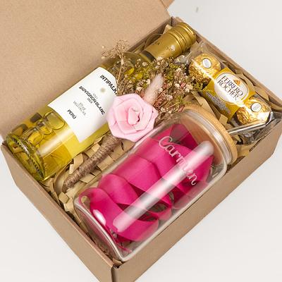 Box de regalo para ella con vino y vaso personalizado